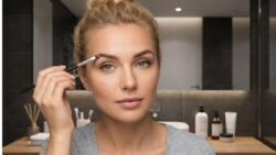 Salon-Style Eyebrows at Home: A Foolproof Routine for Clean Colour and Defined Shape